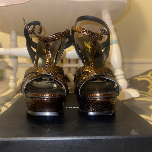 Saint Laurent Tribute Heels. - Picture 2 of 4